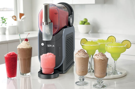 Unleash the Chill with the Ninja SLUSHi™ Professional Frozen Drink Maker!