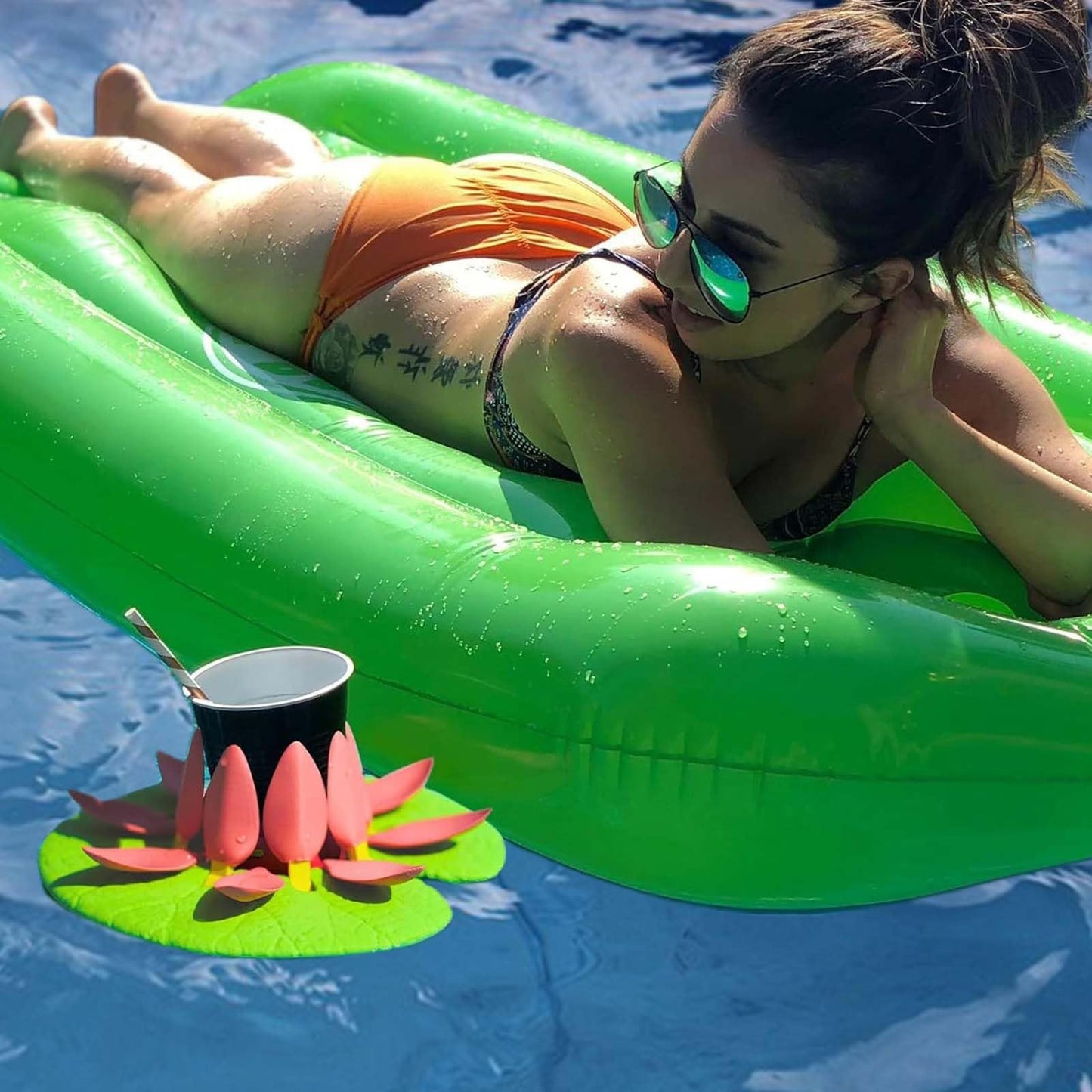 AquaBloom Floating Drink Holder