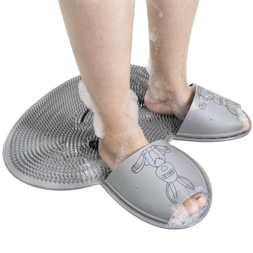 Foot Scrubber in Shower Mat 🚿🐇